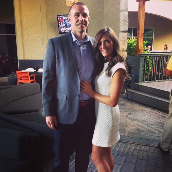 Meet your Posher, Jennifer - Picture 3 of 3